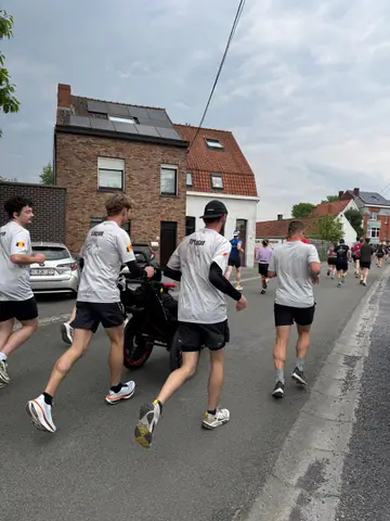 Eloi Ris, Florian Desplanque et 3 autres à La Fabriek Solidarity Run