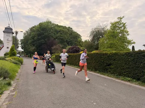 Eloi Ris, Loïc Lécolier et 2 autres à La Fabriek Solidarity Run