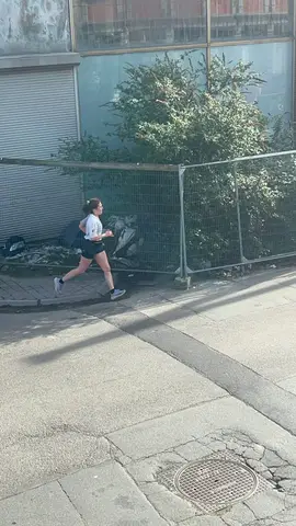 Lisa Allard à Tournai Générale Urban Trail
