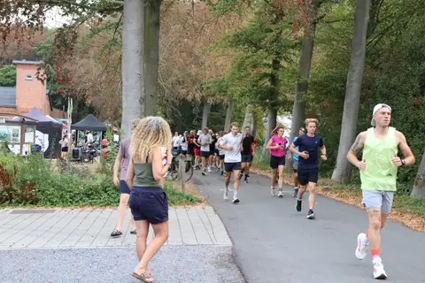 Alexis Van Lier à Vloethemveld Backyard