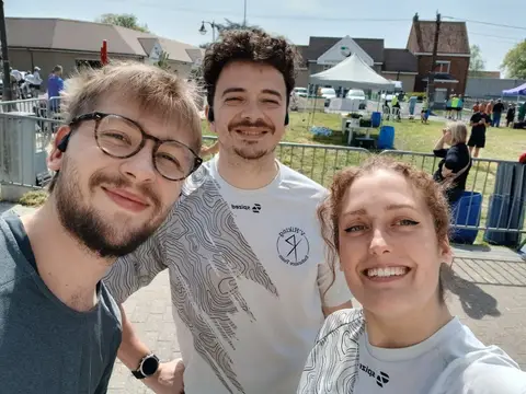 Arthur Prade, Florian Desplanque et Lisa Allard à La tour infernale