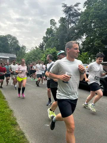 Arthur Prade, Florian Desplanque et 2 autres à La Fabriek Solidarity Run