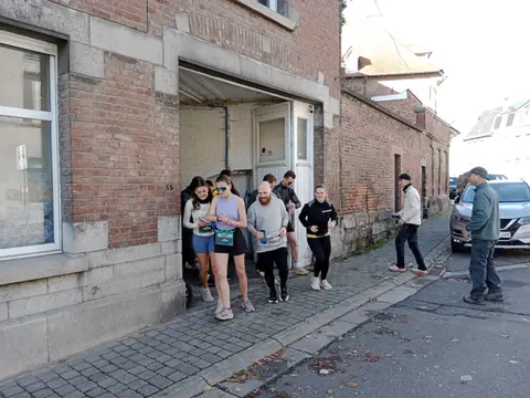 Charles Rasson-Blaton, Louise Verdoncq et 3 autres à Backyard V'Hiking