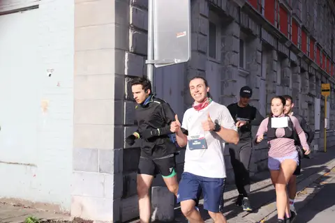 Damien Dupont, Kévin Vivane et 2 autres à Backyard V'Hiking