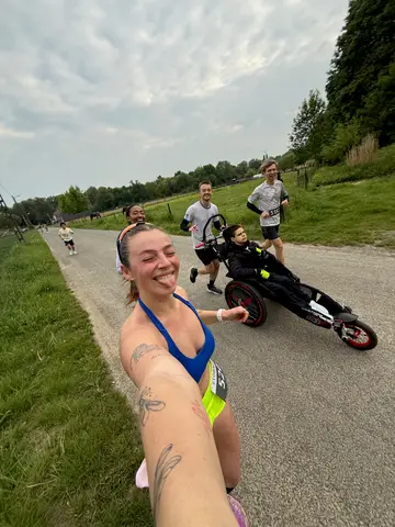 Eloi Ris, Loïc Lécolier et 3 autres à La Fabriek Solidarity Run