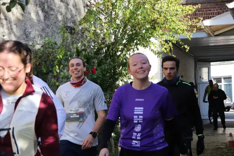 Damien Dupont, Elisa Lécolier et 2 autres à Backyard V'Hiking