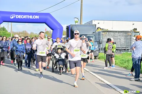 Alexis Van Lier, Boris Thoumsin et 4 autres à Semi-Marathon de Dour
