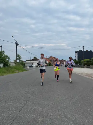 Lucien Van Lier, Sylvia Lories et Zélie Staes à La Fabriek Solidarity Run