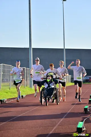 Alexis Van Lier, Boris Thoumsin et 4 autres à Semi-Marathon de Dour