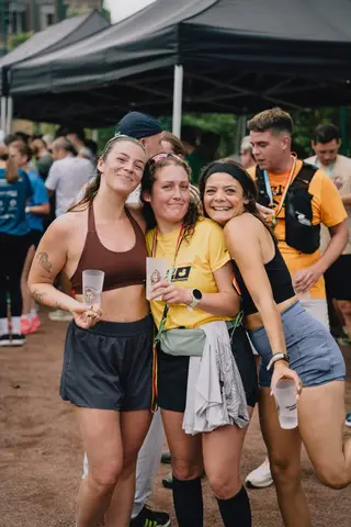 Lisa Allard, Thaïs Dendauw et Zélie Staes à Hurluban Trail
