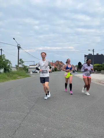 Lucien Van Lier, Sylvia Lories et Zélie Staes à La Fabriek Solidarity Run