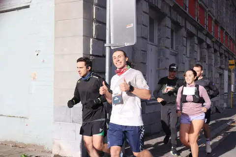 Damien Dupont, Kévin Vivane et 2 autres à Backyard V'Hiking