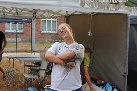 Zélie Staes à Vloethemveld Backyard